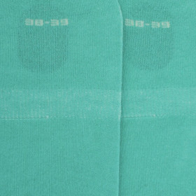 Chaussettes femme invisible en coton et bandes anti-glisse - Vert | Doré Doré